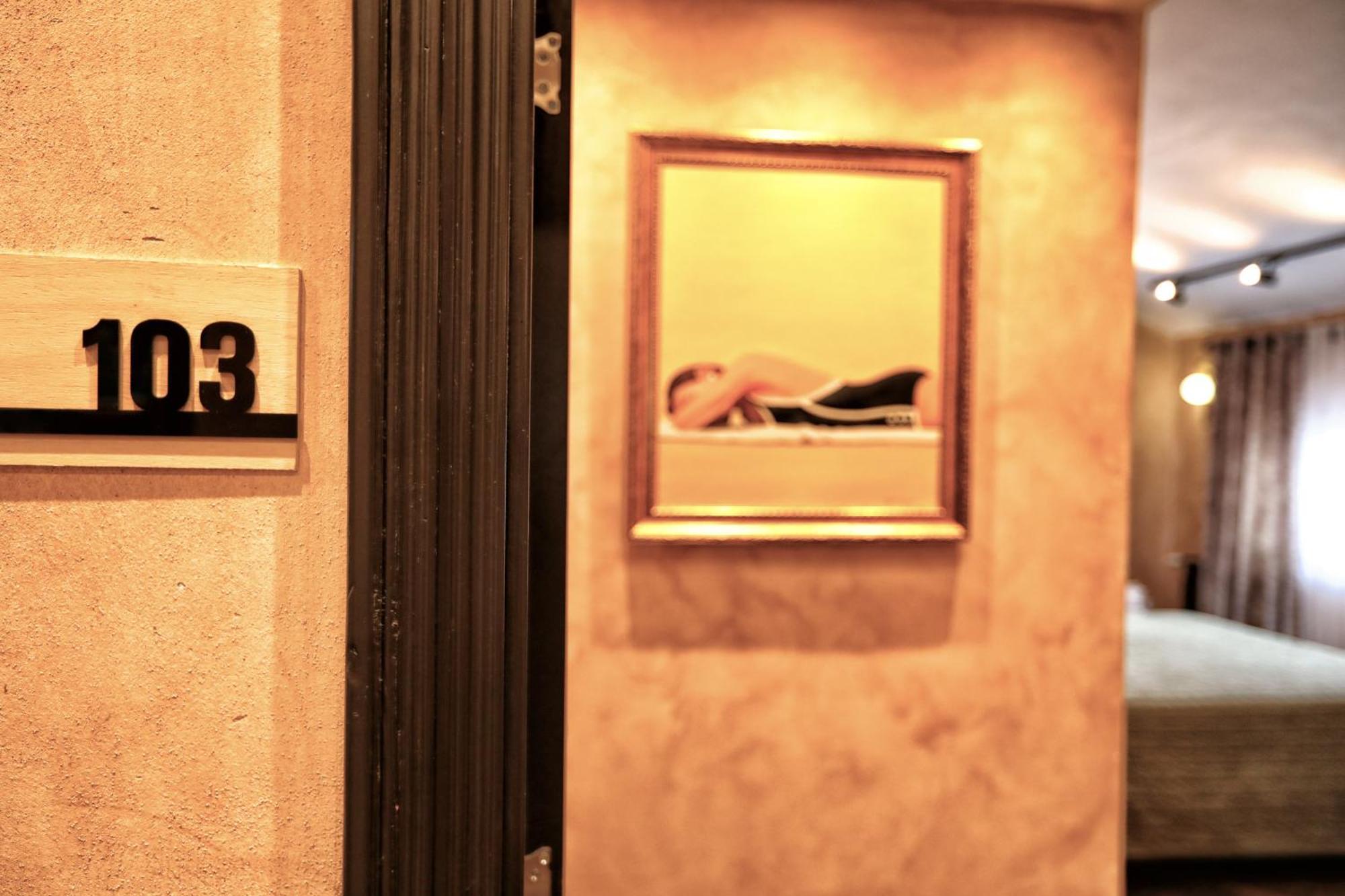 Hotel Labiatan Zogaji Extérieur photo