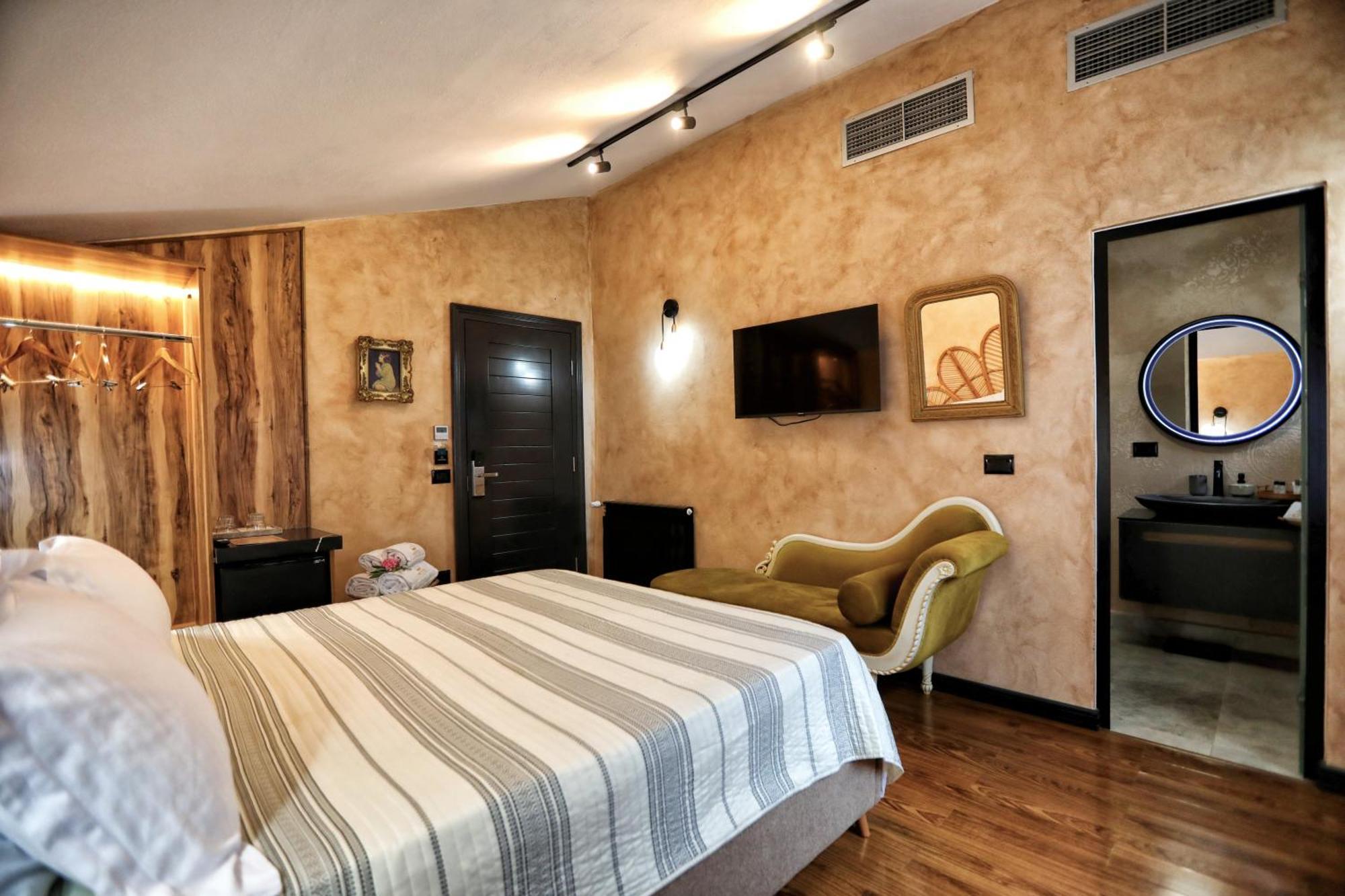 Hotel Labiatan Zogaji Extérieur photo