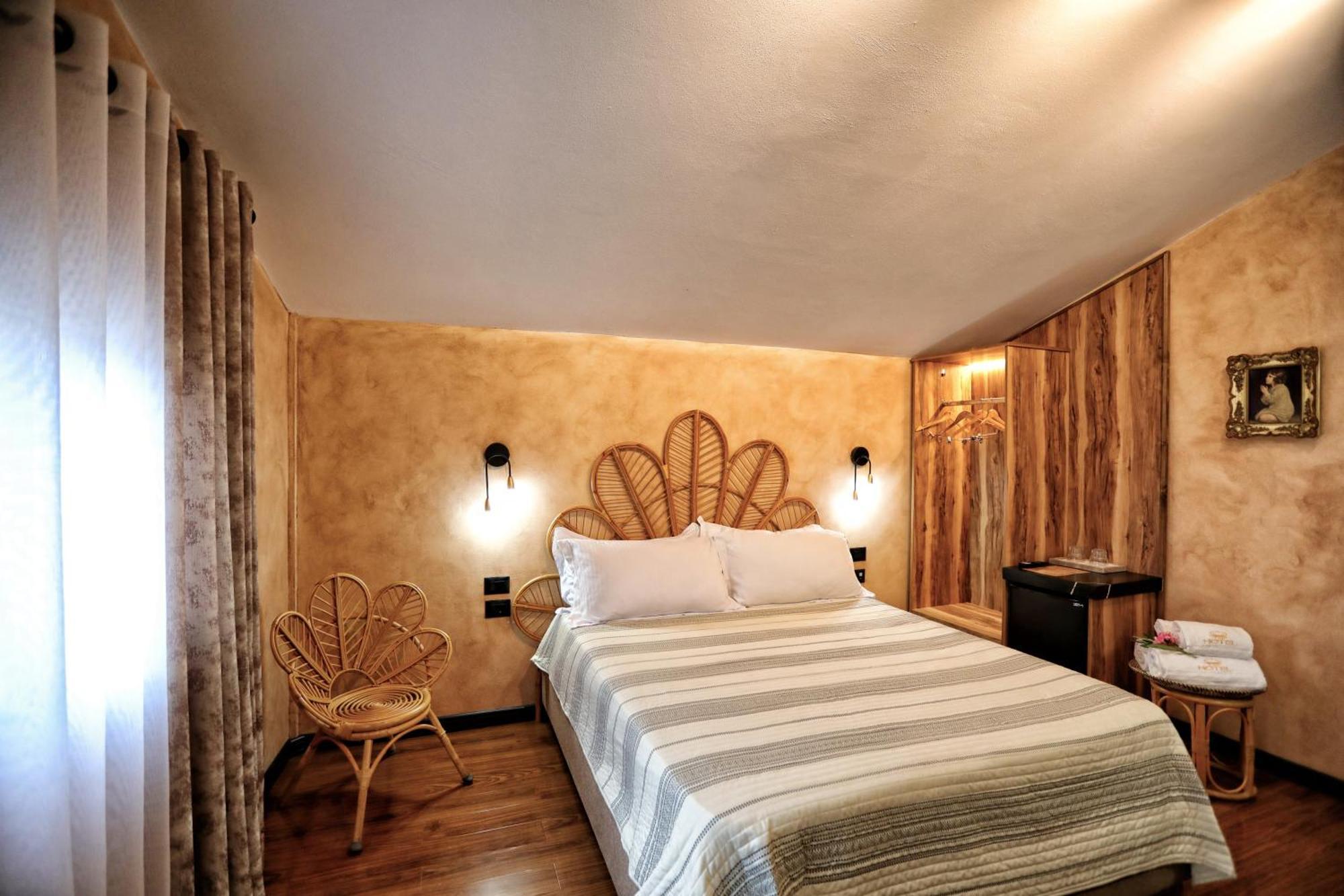 Hotel Labiatan Zogaji Extérieur photo