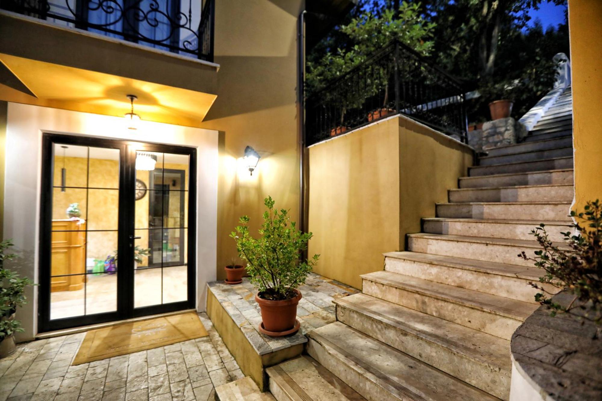 Hotel Labiatan Zogaji Extérieur photo