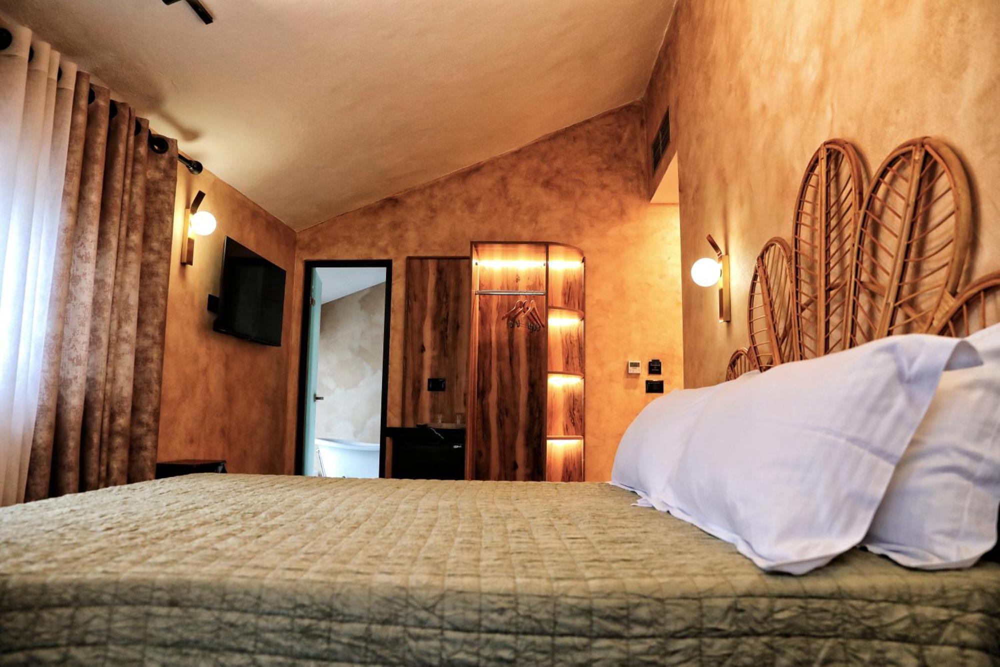 Hotel Labiatan Zogaji Extérieur photo
