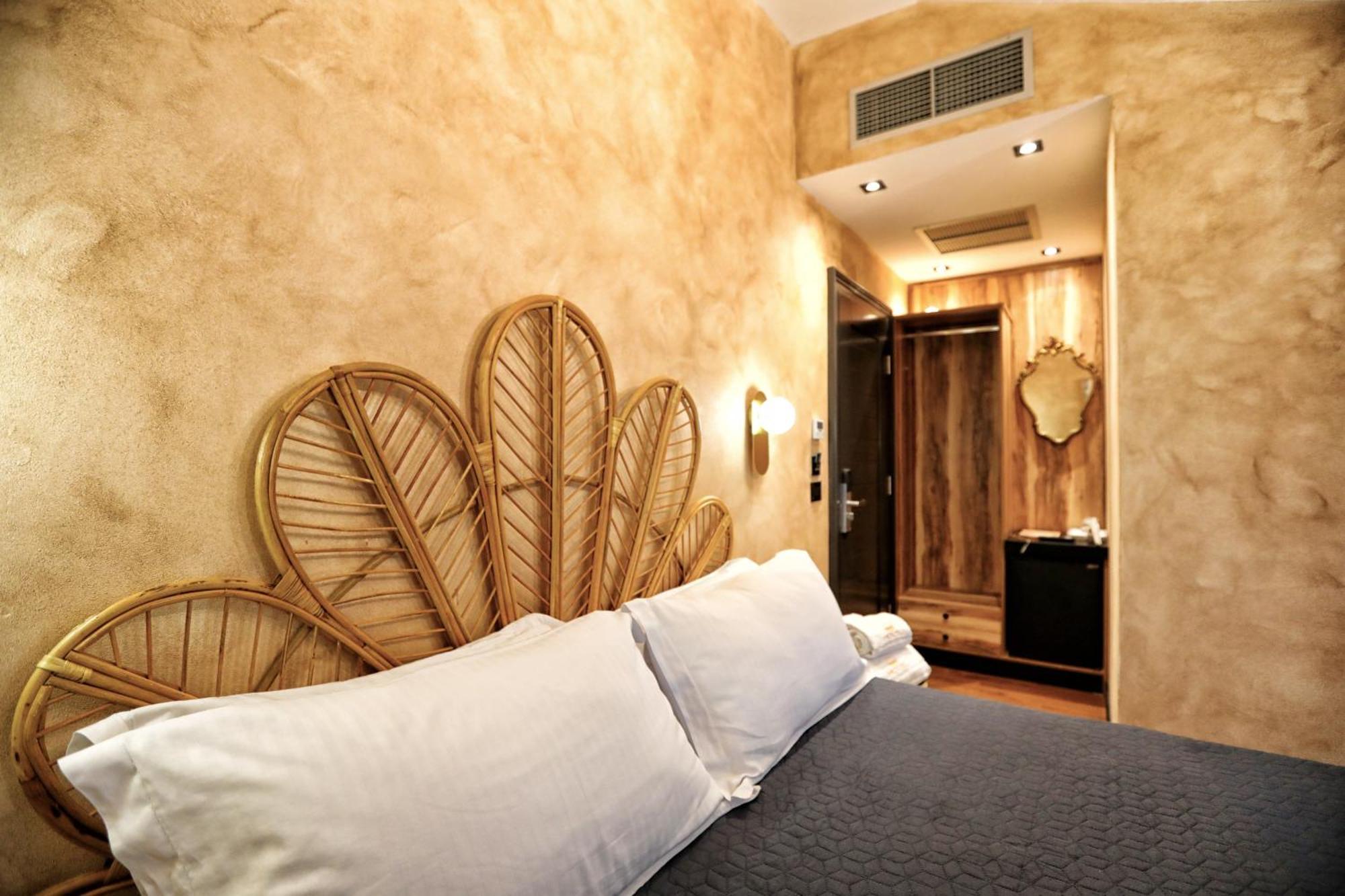Hotel Labiatan Zogaji Extérieur photo