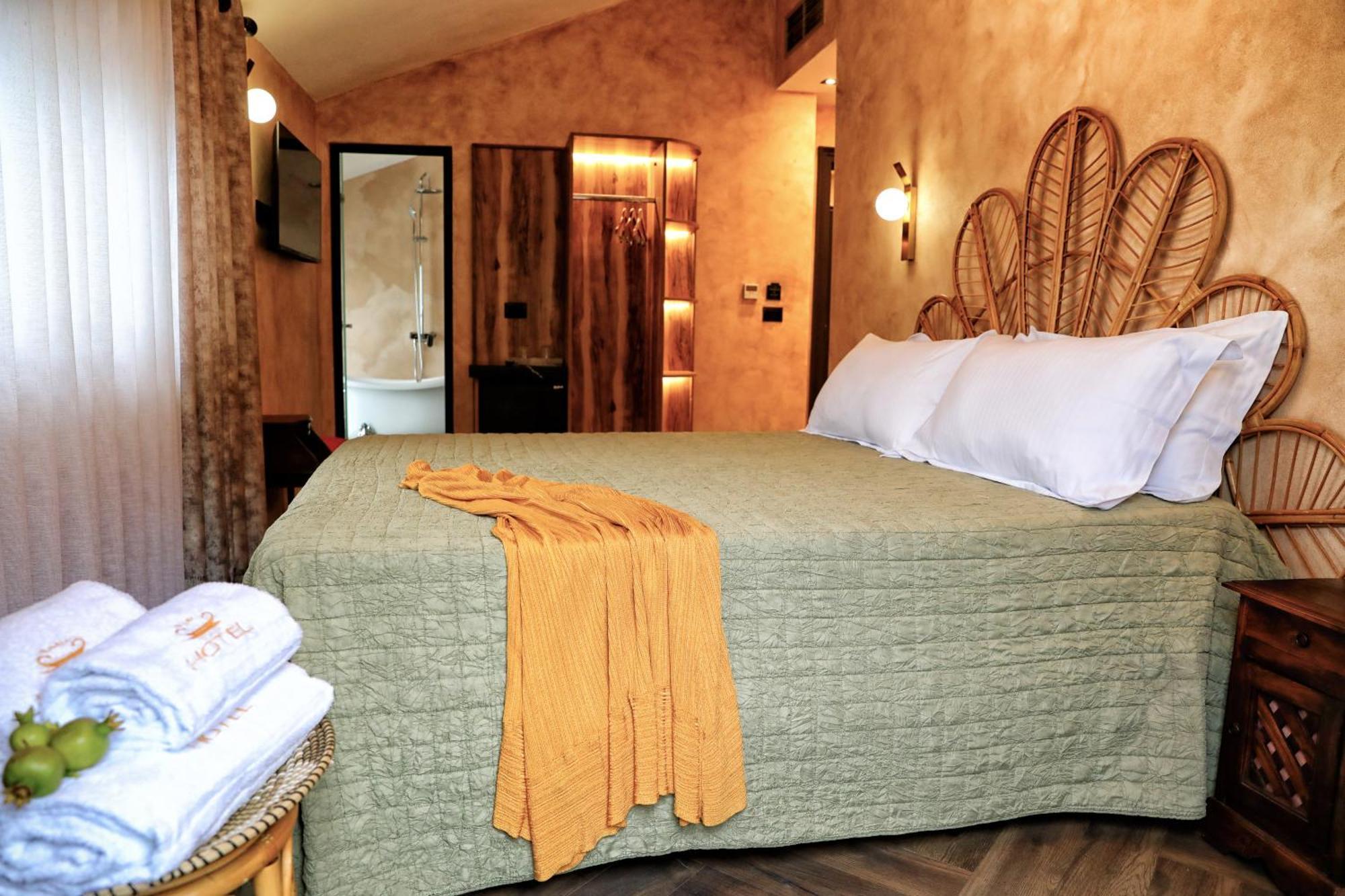 Hotel Labiatan Zogaji Extérieur photo